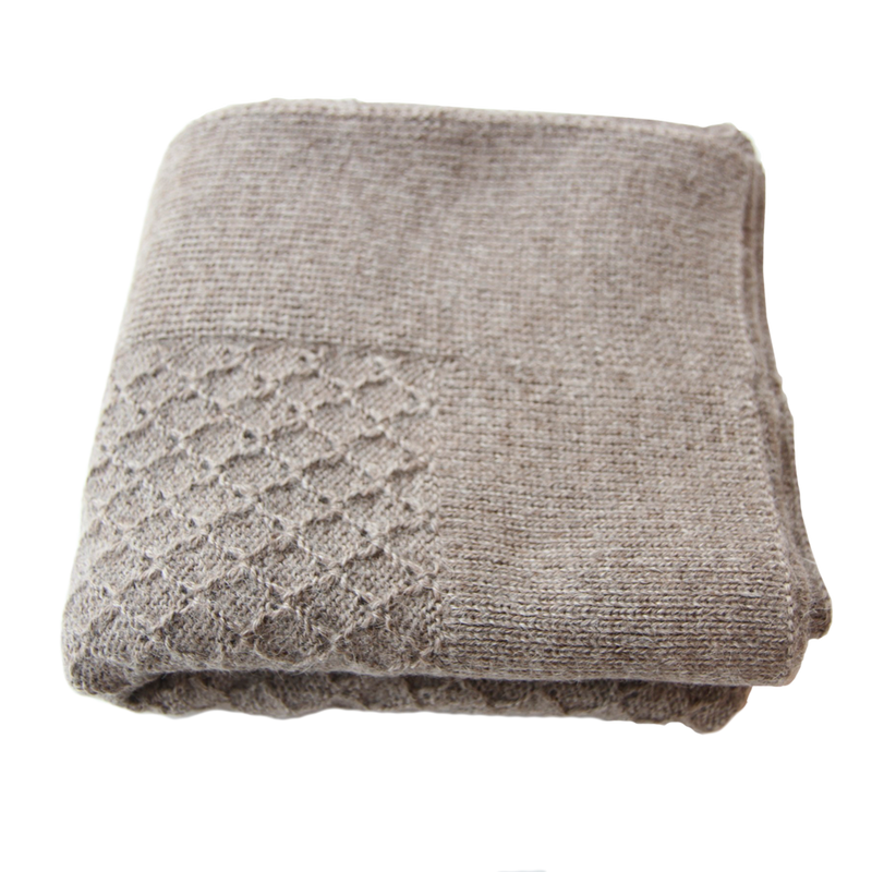 Esencia Maya Blanket - 100% Alpaca Fiber Pebble | Little Mino
