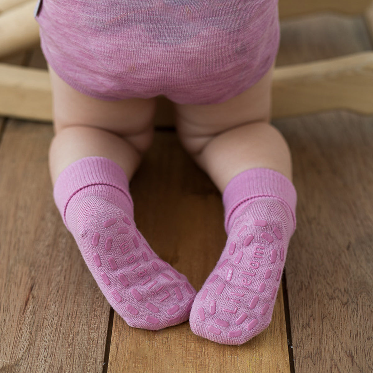 Lillelam Non-Slip Merino Wool Socks - Heather Pink | Little Mino